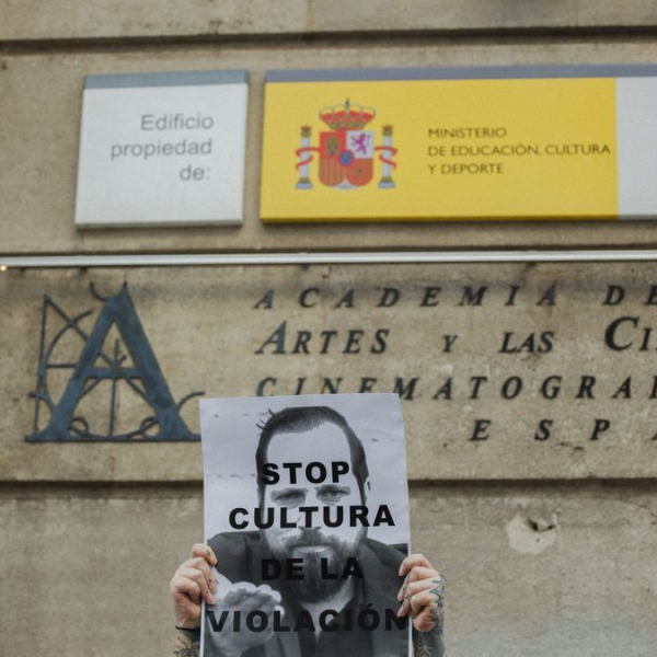 Violencia Sexual en el Cine Español: Un Informe Revelador