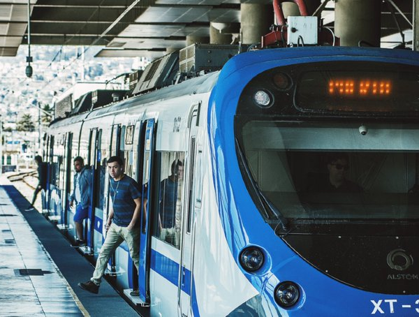 Proyecto Tren Valparaíso-Santiago: Licitación y Estudio Integral