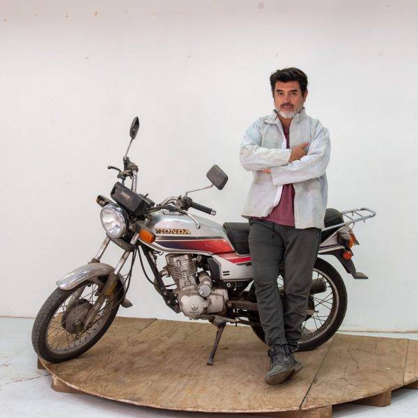 Exposición sobre trabajo y automatización de Adolfo Martínez en el MAC