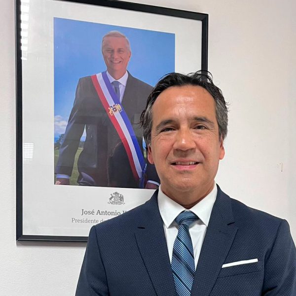 Renato Münster renuncia a su cargo en Culturas: ¿Qué pasó realmente?