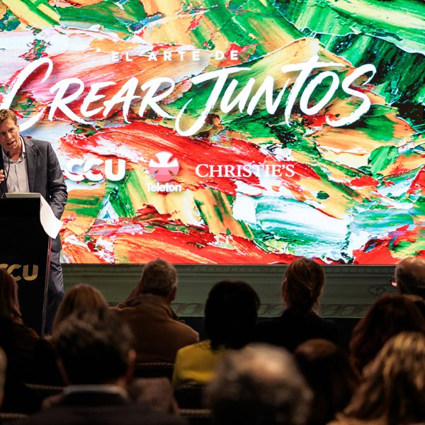 Arte de Crear Juntos: Celebrando la Creatividad por una Causa